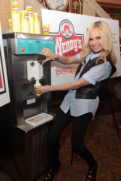 Kristin Chenoweth Supports the Dave Thomas Foundation for Adoption Kristin Chenoweth Supports the Dave Thomas Foundation for Adoption