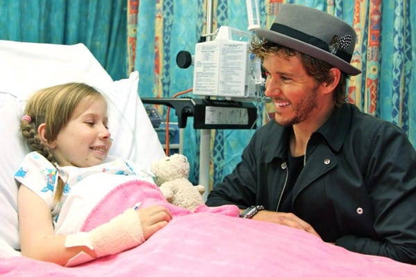 Ryan Kwanten Visits Children at Ronald McDonald House in Sydney, Australia Ryan Kwanten Visits Ronald McDonald House in Sydney, Australia