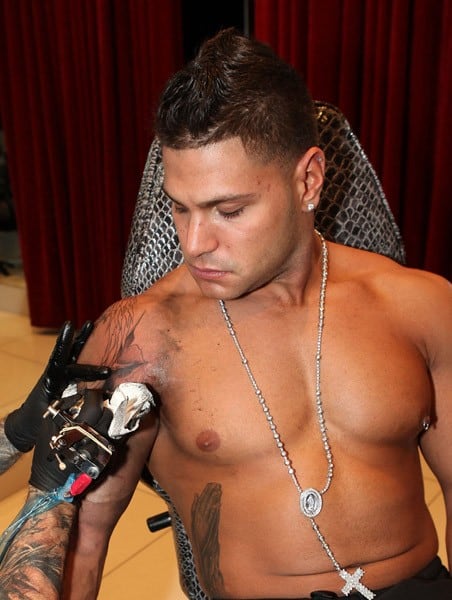 ronnie magro new tattoo. Ronnie Magro of #39;Jersey