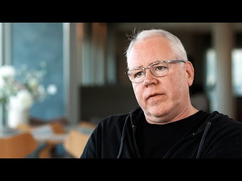 Writer Bret Easton Eliis: I Write From a Place of Feeling