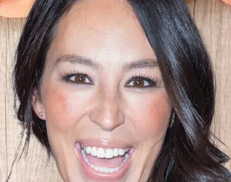 contact Joanna Gaines