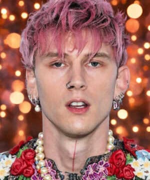 contact Machine Gun Kelly
