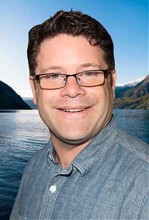 contact Sean Astin